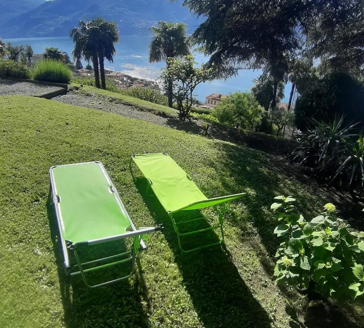 Giardino Sul Lago Menaggio Italien
